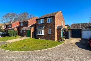 Hunting Gate, Birchington, CT7
